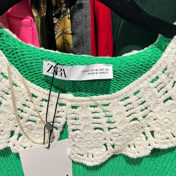 Zara Knit Sweater Crochet Bib Collar - Picture 6 of 9